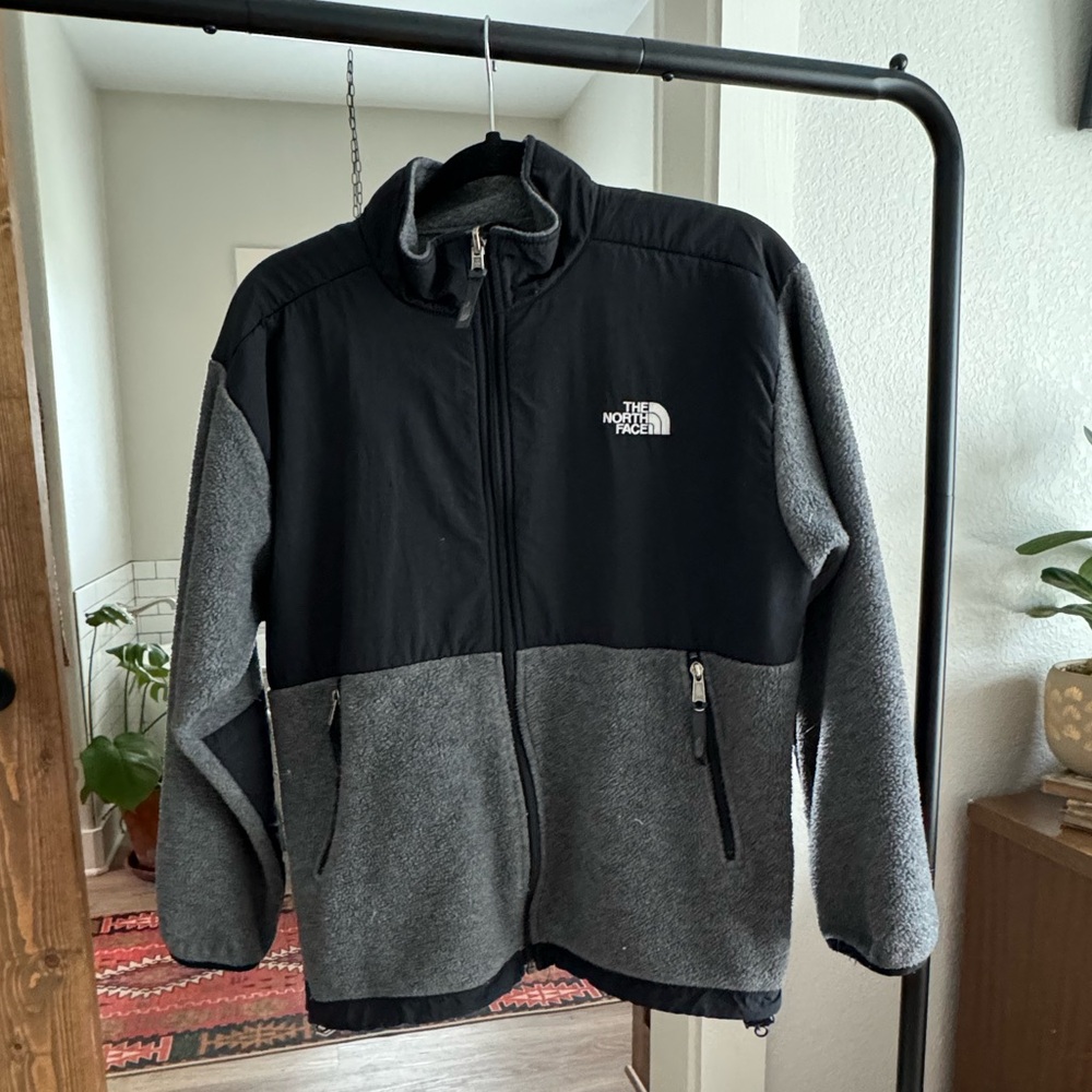 Boys Youth XL Northface Denali Jacket